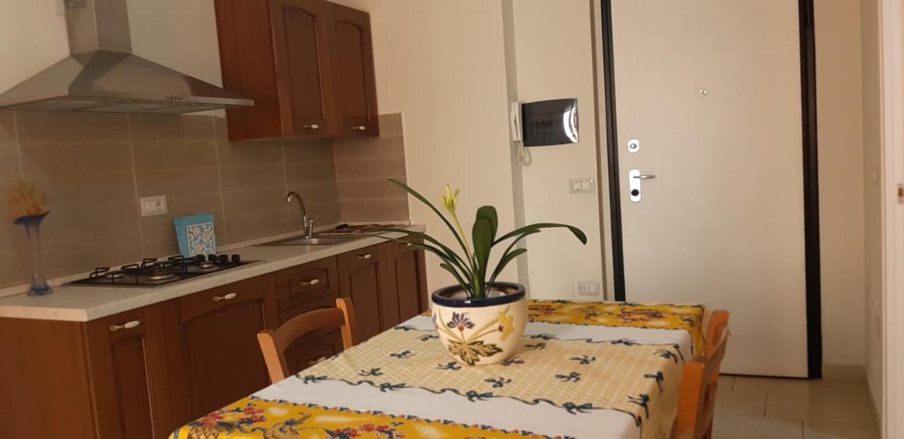 Villa Il Girasole SantʼAntìoco Exterior foto